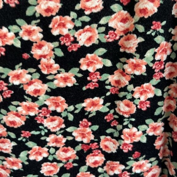 Pink and Gray Floral Top - Picture 5 of 6